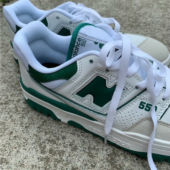 New Balance 550 White Green- Brand New - Picture 3 of 6